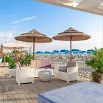 Hotell Cola Frontemare Bellaria-Igea Marina