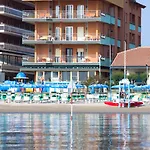 Cola Frontemare Hotell Bellaria-Igea Marina