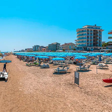 Hotell Cola Frontemare 3*