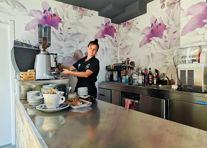 Cola Frontemare Hotel 3*