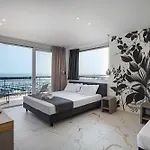 Hotel Cola 3*