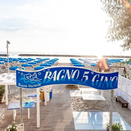 Cola Frontemare 3*
