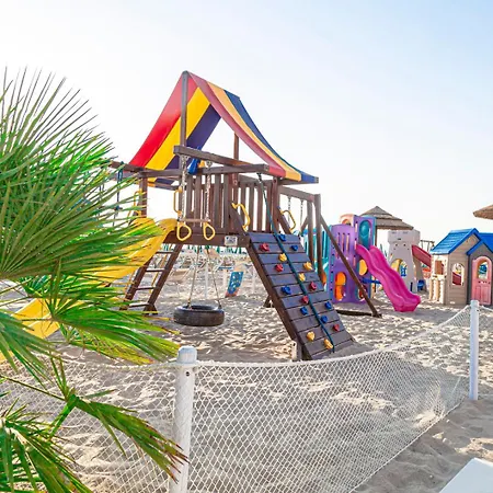 Hotel Cola Frontemare 3*