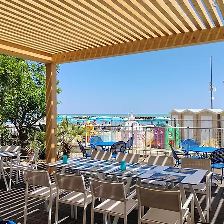Hotel Cola Frontemare Bellaria-Igea Marina