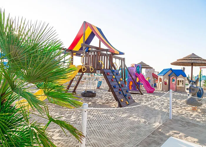 Hotel Cola Frontemare 3*